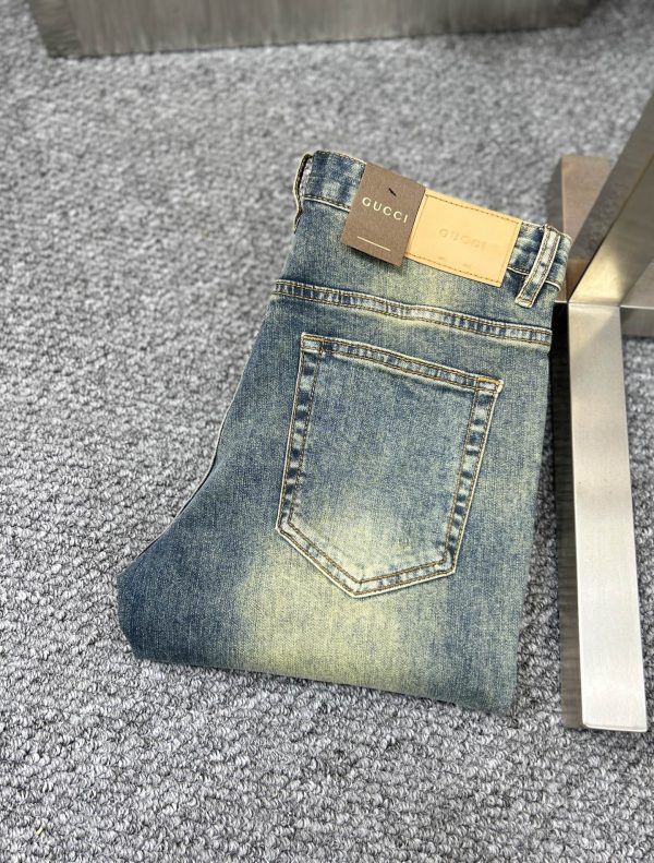 Gucci SS25 — Le denim italien à l’état pur