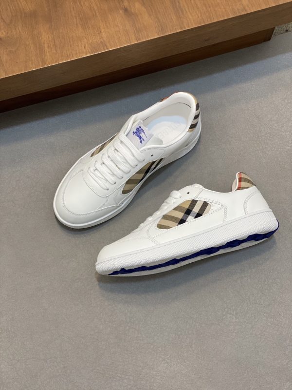 Burberry “Terrace Edition” – Sneakers Unisexe à Motif Équestre & Carreaux Signature