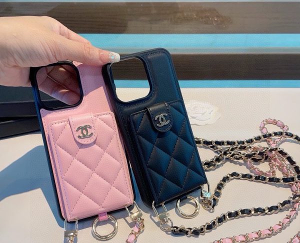 CHANEL Coque Porte-Carte avec Bandoulière & Anneau – Effet Sac Mini Luxe